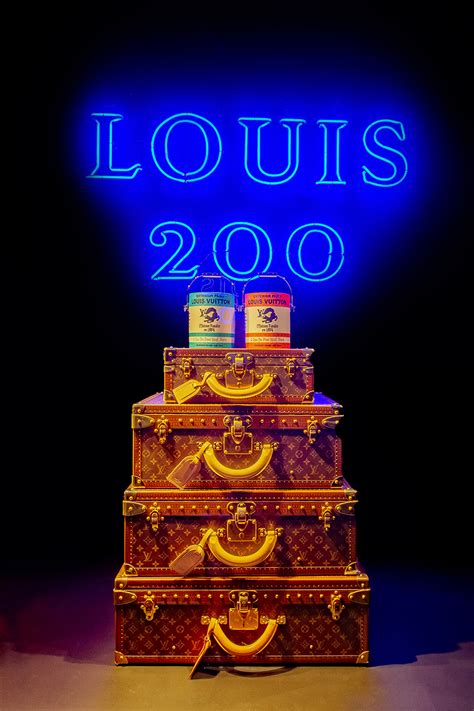 borsino louis vuitton 200|louis vuitton 200 trunk.